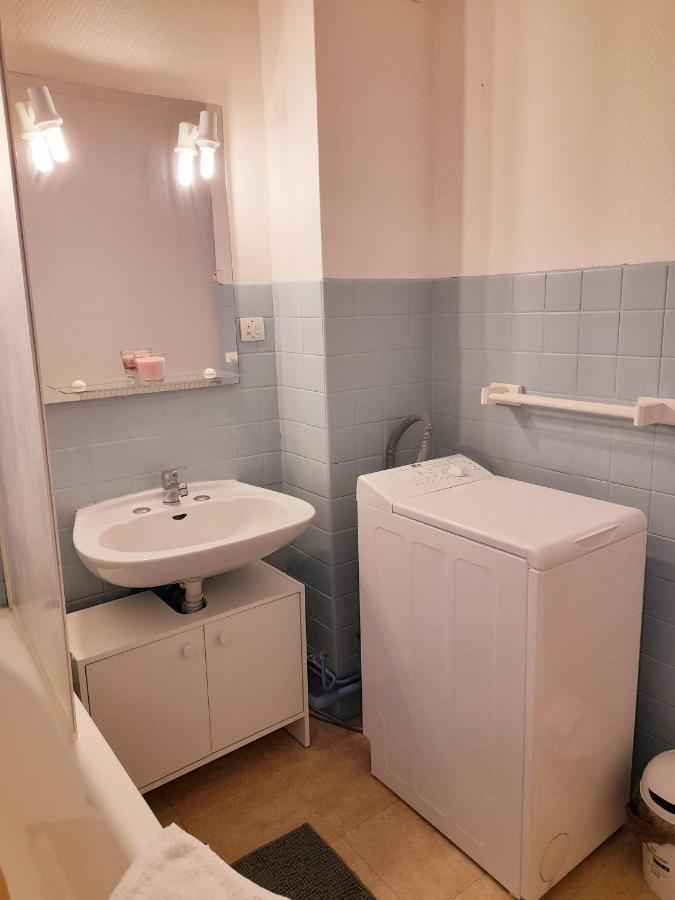 Appartement F3 Avec Balcon 佩皮尼昂 外观 照片