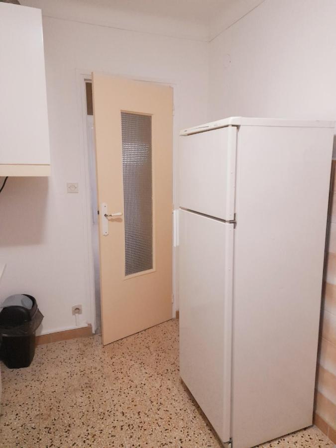 Appartement F3 Avec Balcon 佩皮尼昂 外观 照片
